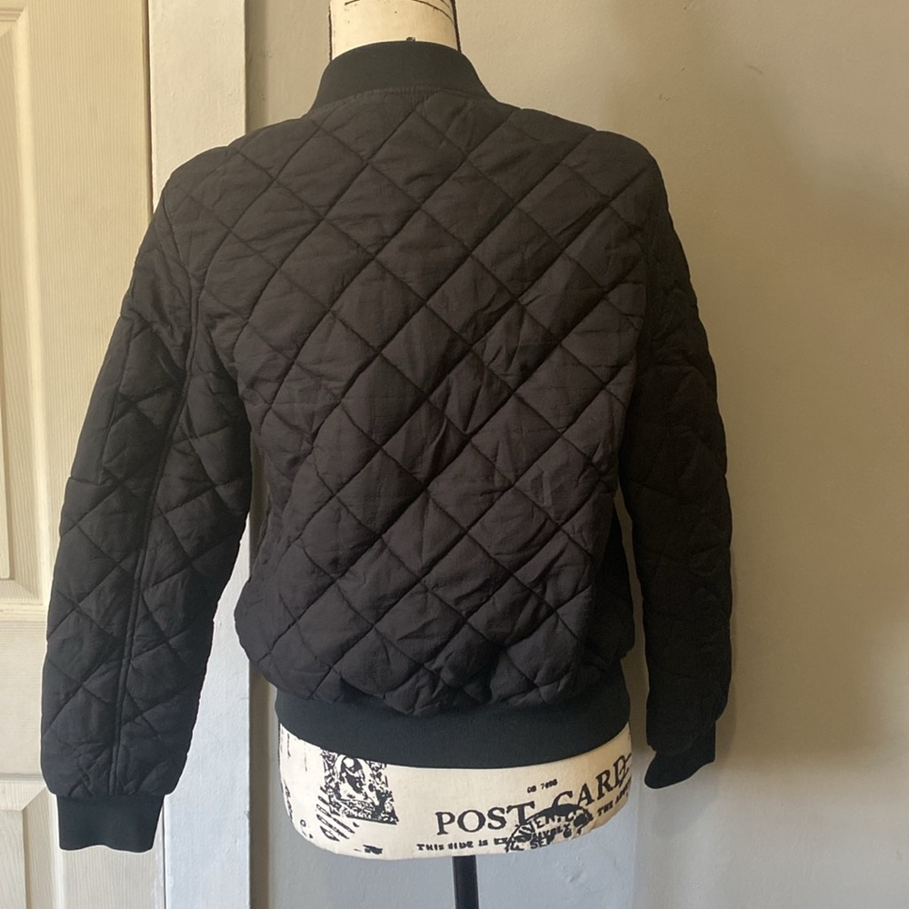 Jacket - Picture 5 of 9